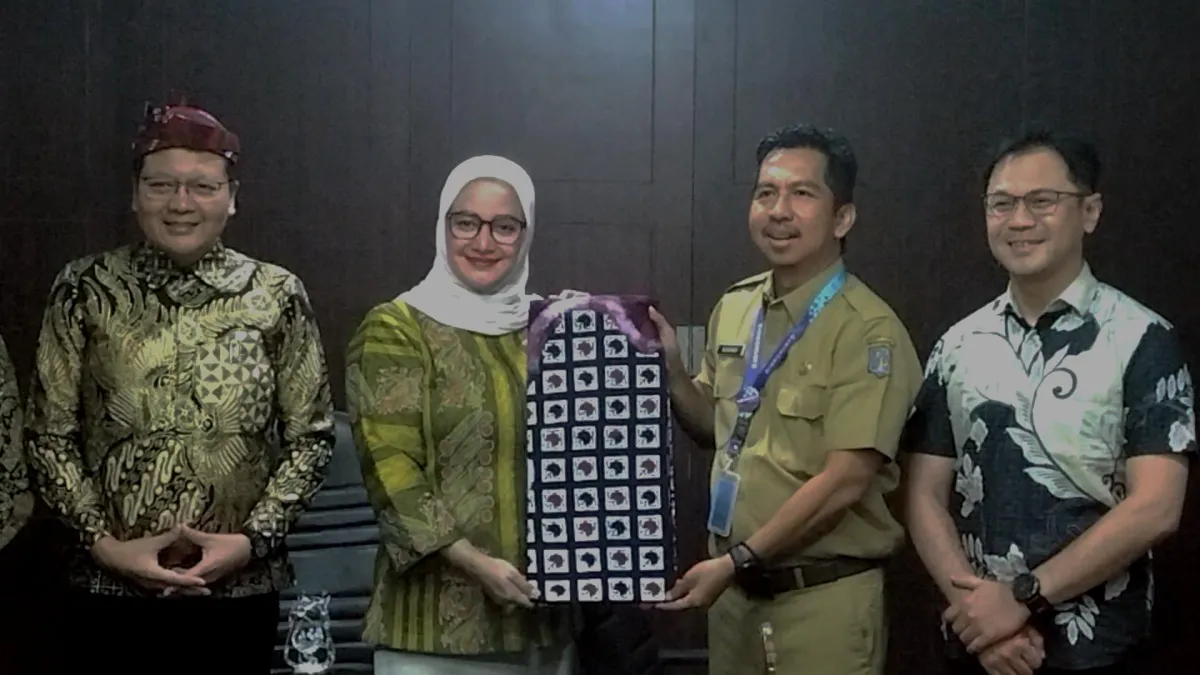 DPRD Sleman dan Jurnalis Belajar Pengelolaan Kerja Sama Media di Diskominfo Surabaya